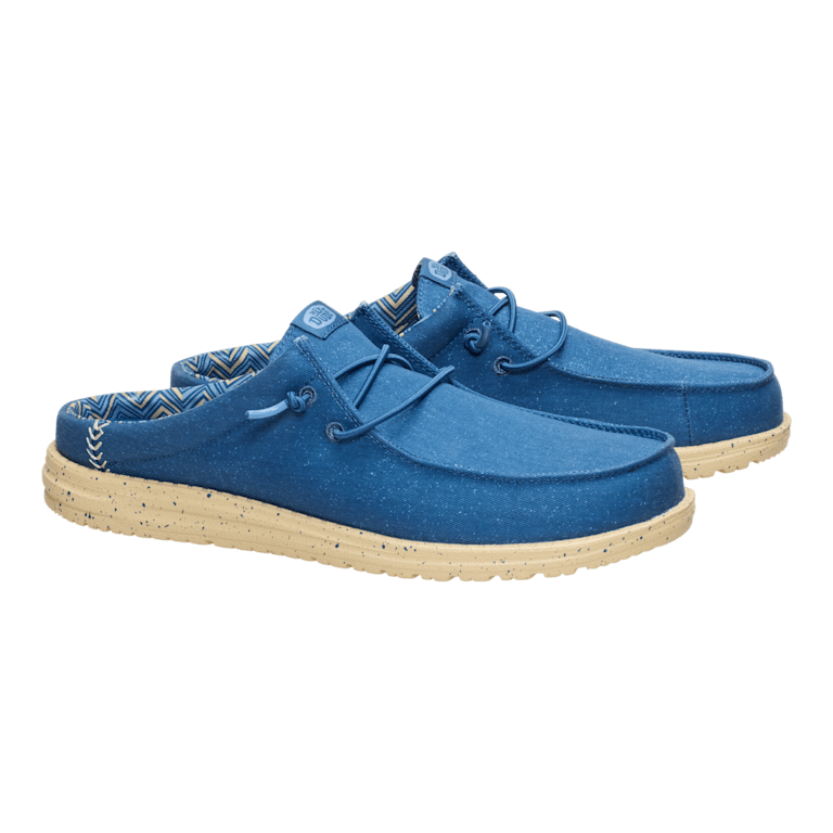 Wally Slip Stretch Canvas - HEYDUDE