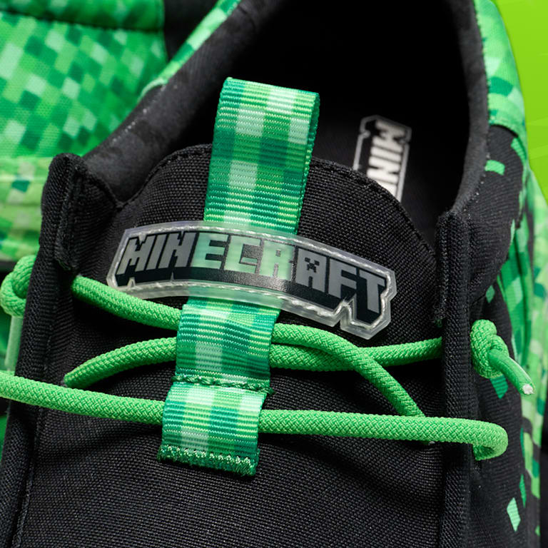 Minecraft X HEYDUDE Wally Funk Creeper - HEYDUDE